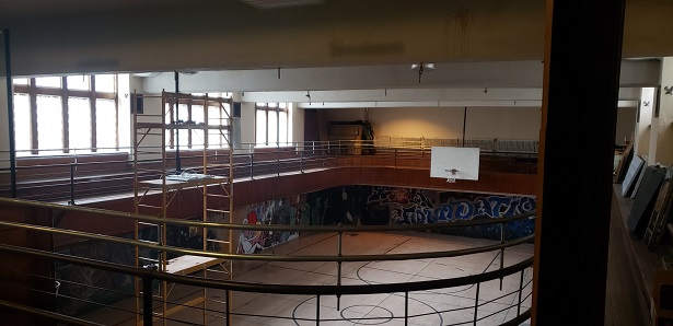 church-gym-lighting-before